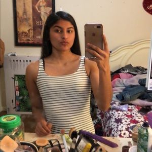 Meet your Posher, Abigail